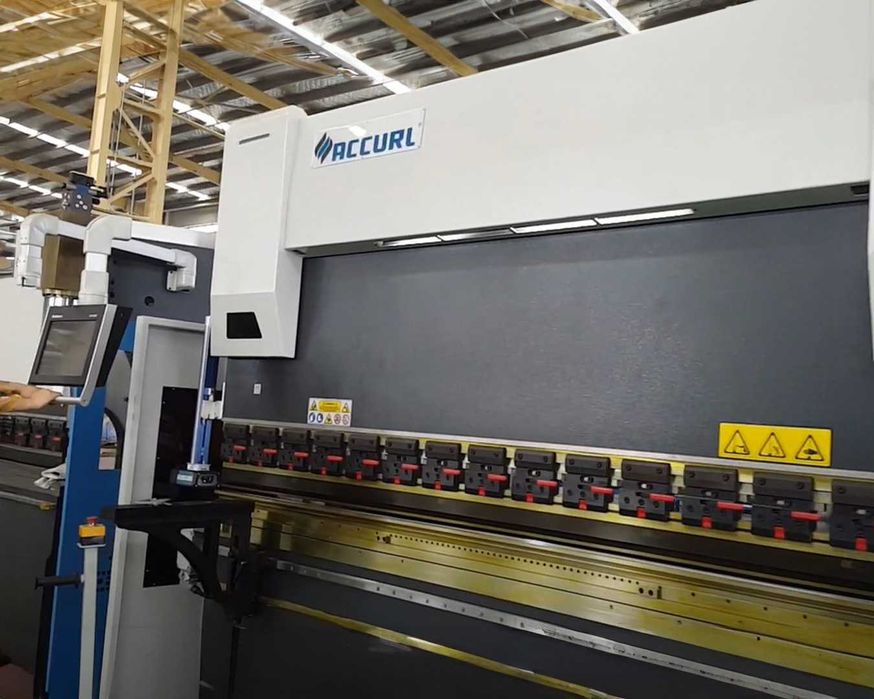 Листогиб •Прес для гнуття з ЧПУ 110 т 3,2м •Accurl 32110 Delem DA 58T