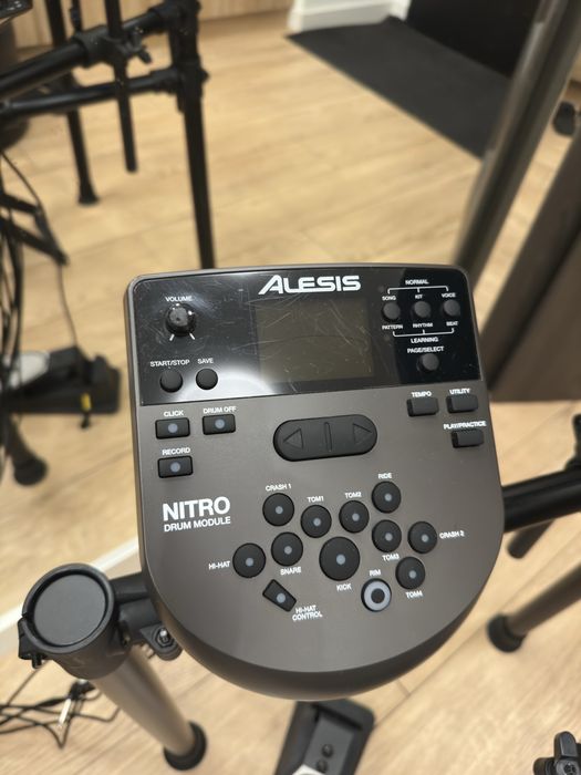 Alesis Nitro Mesh Kit – Stan idealny / 100% sprawny
