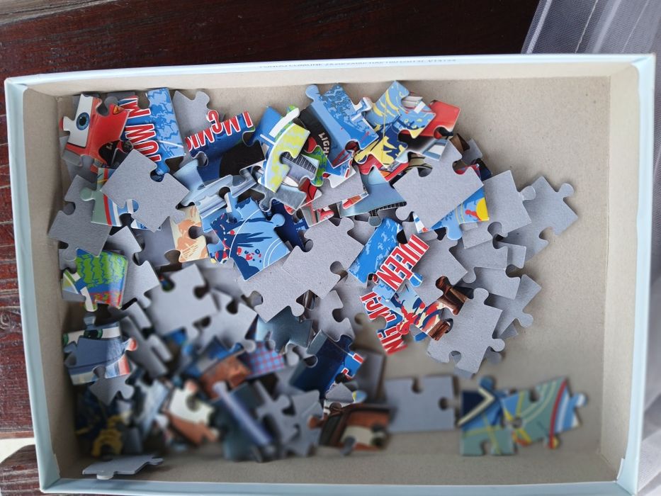 Puzzle dla dzieci Auta.