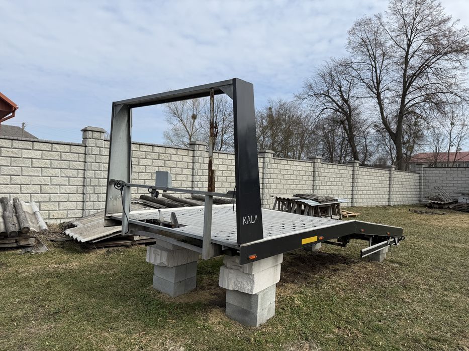 Алюмінієва платформа