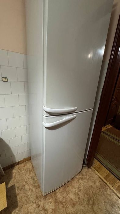 Холодильник Атлант двокамерний