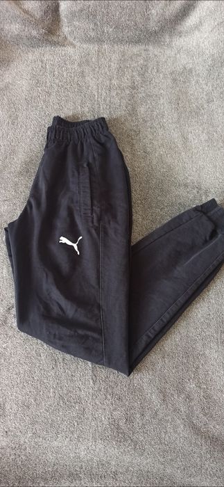 Czarne spodnie dresowe sportowe joggery unisex rozmiar S Puma