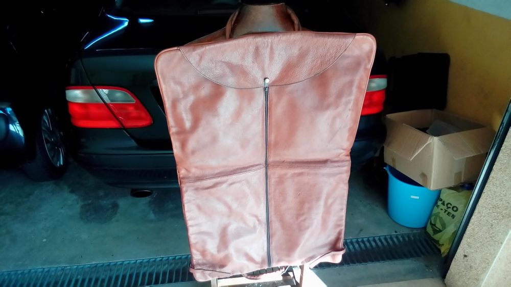Porta Fatos em pele genuína
