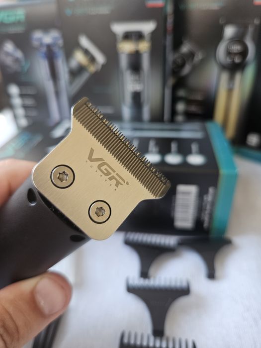 Машинка тример бороди для стрижки трімер VGR 985 триммер професійна
