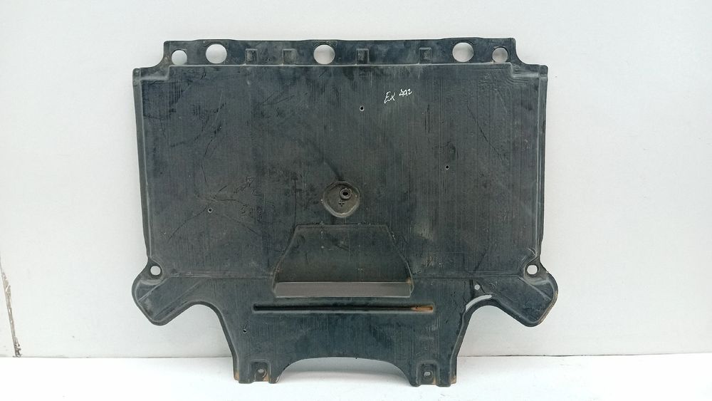 Blindagem inferior do motor SEAT Leon (5F1)