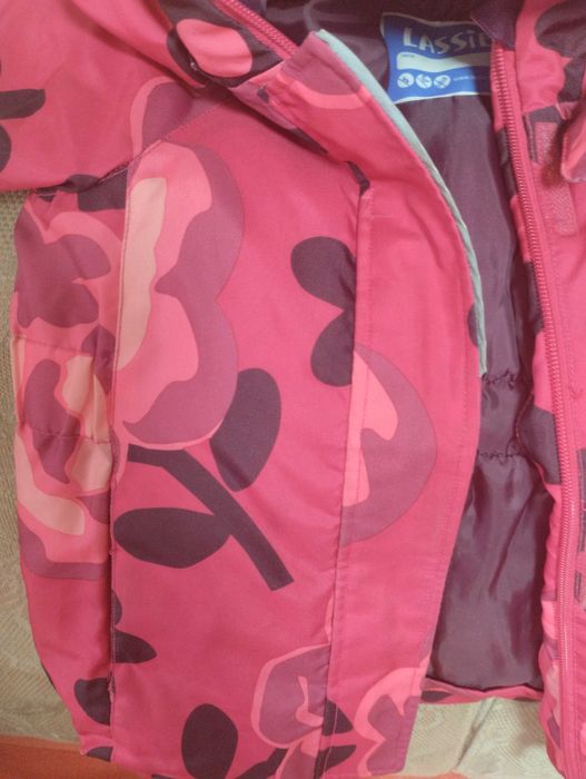 Куртка фірма lassie