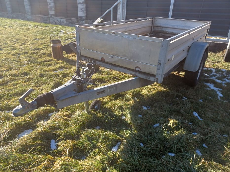 PRZYCZEPKA samochodowa stema