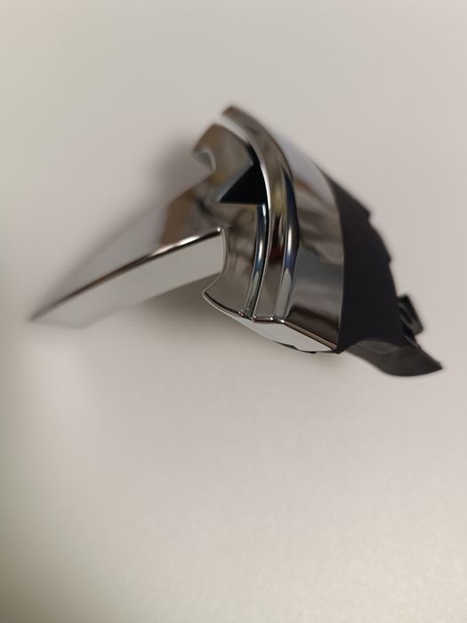 Значки тесла Tesla Model Y, model 3 model S на капот на багажник ляду