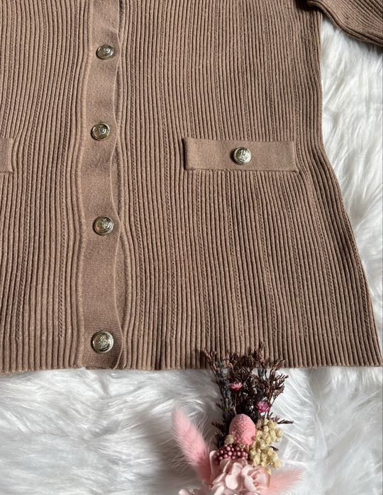 Sweter damski, prążkowany kardigan jasny brąz, wiskoza, poliamid 38, M