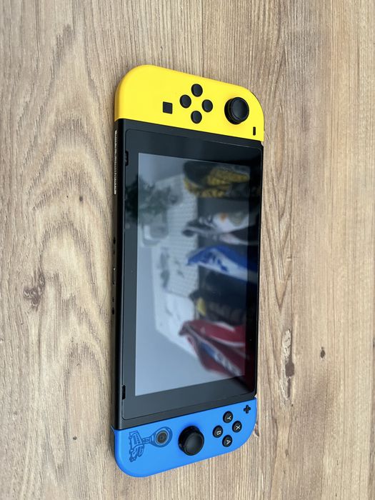 Konsola Nintendo Switch Fortnite – Pad RGB, Gry, Etui – Gotowa do gry!