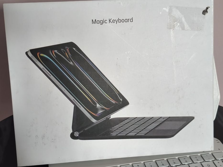 Etui z klawiaturą iPad Pro