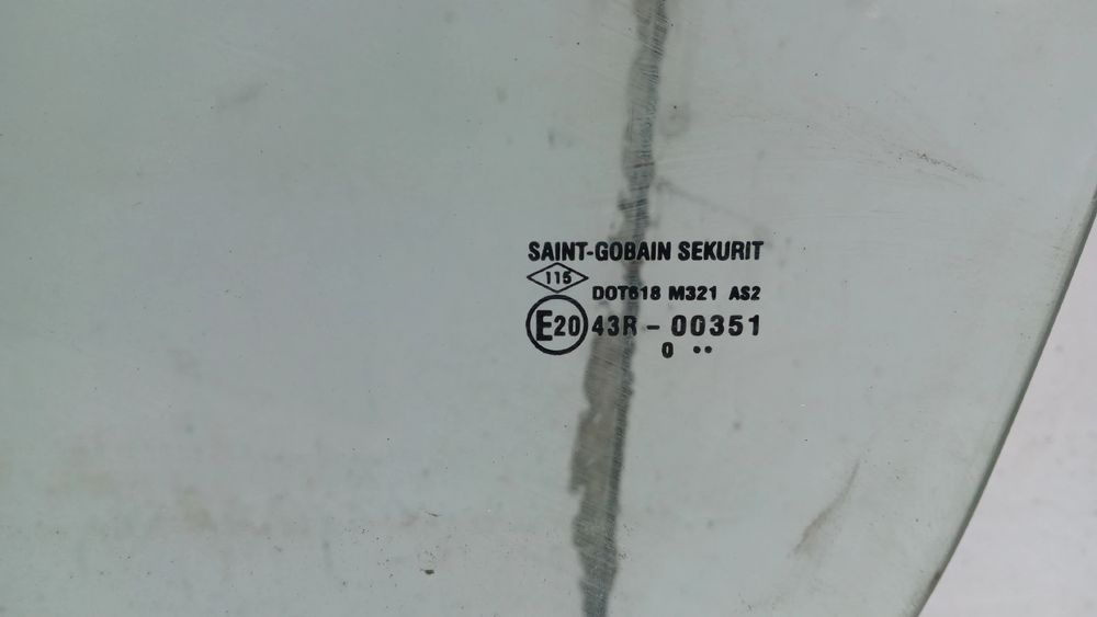 Vidro porta frente esquerda DACIA Duster (HS_)
