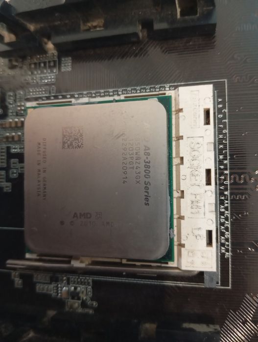 A75 Extreme 6 FM1/ AMD A8 3850