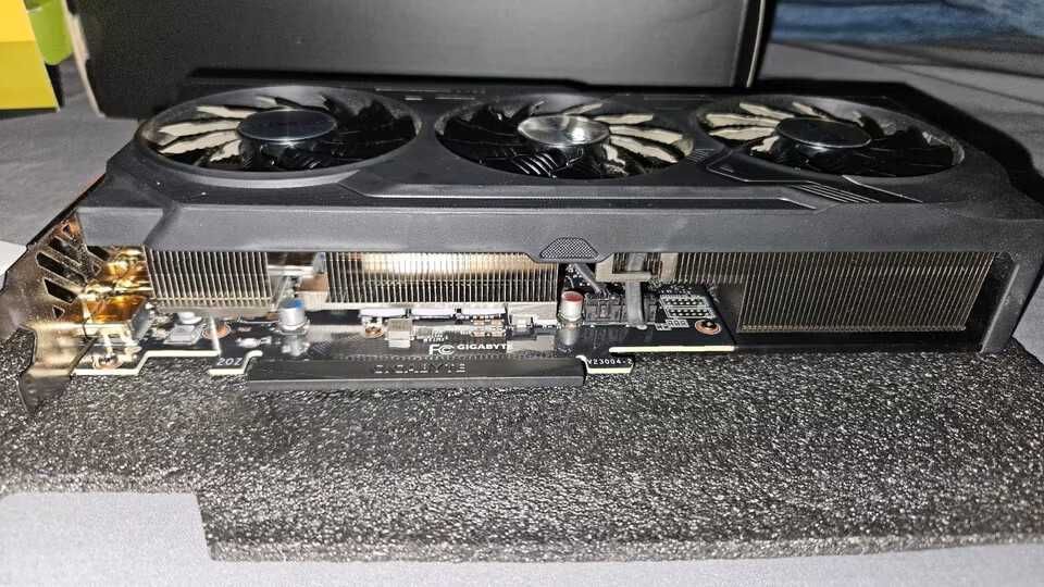 Karta graficzna Gigabyte Geforce RTX 4070 12GB