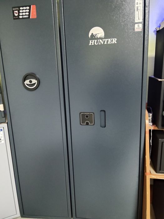 Сейф з біометричним ключем цифрові