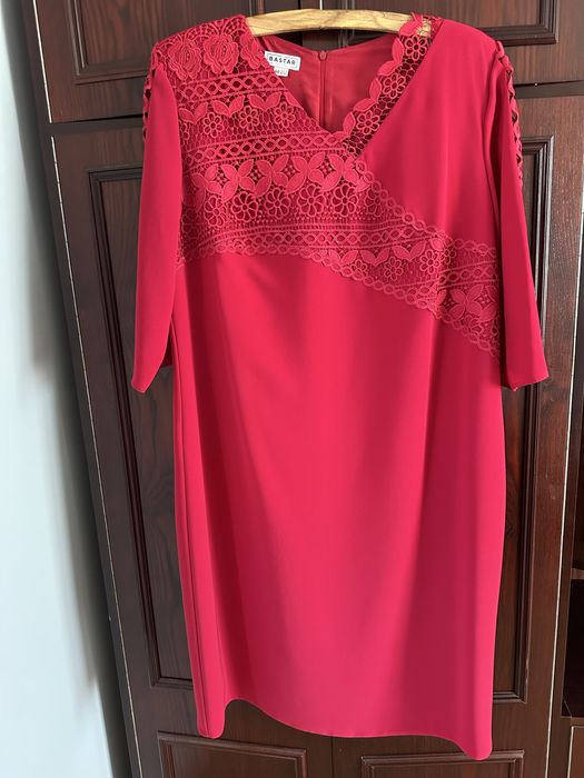 Sukienka suknia wizytowa 50 5XL czerwona koralowa plus size komunie