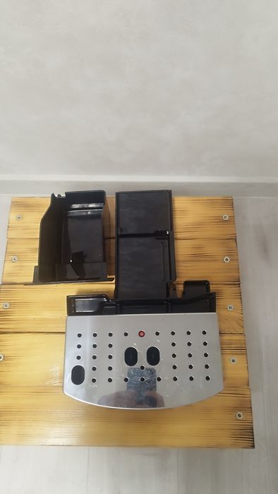 Кавова машина DeLonghi 
Ручне (панарелло)
Тип кави
Зернова
Мелена