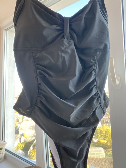 Купальник суцільний чорний XXL новий
