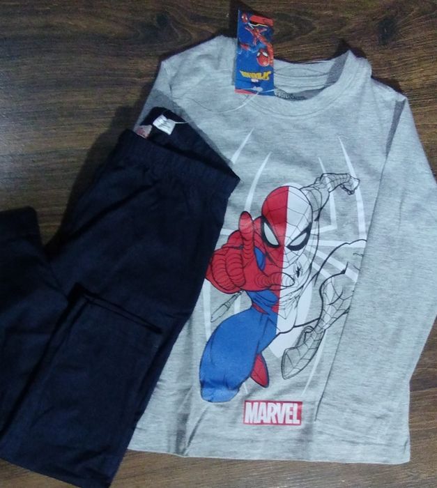 Піжами хатні костюми