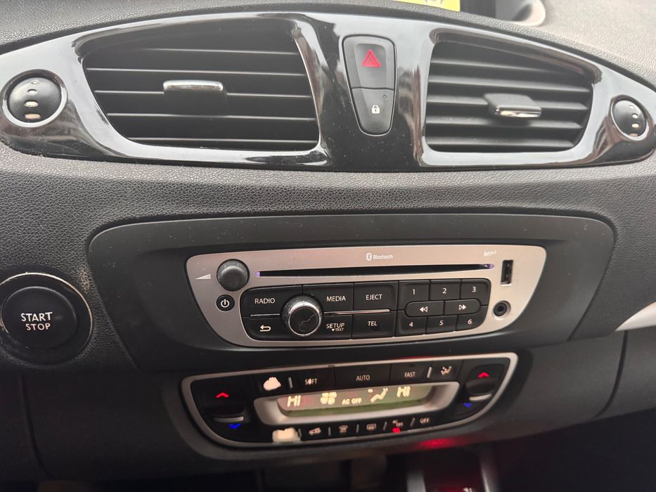 Renault secnic 2014 - 7 ligares