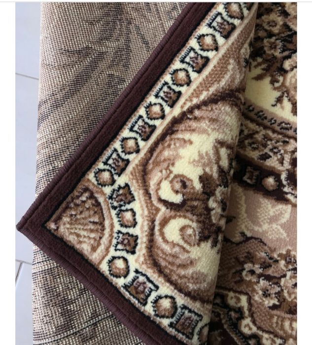 Нові килими для підлоги