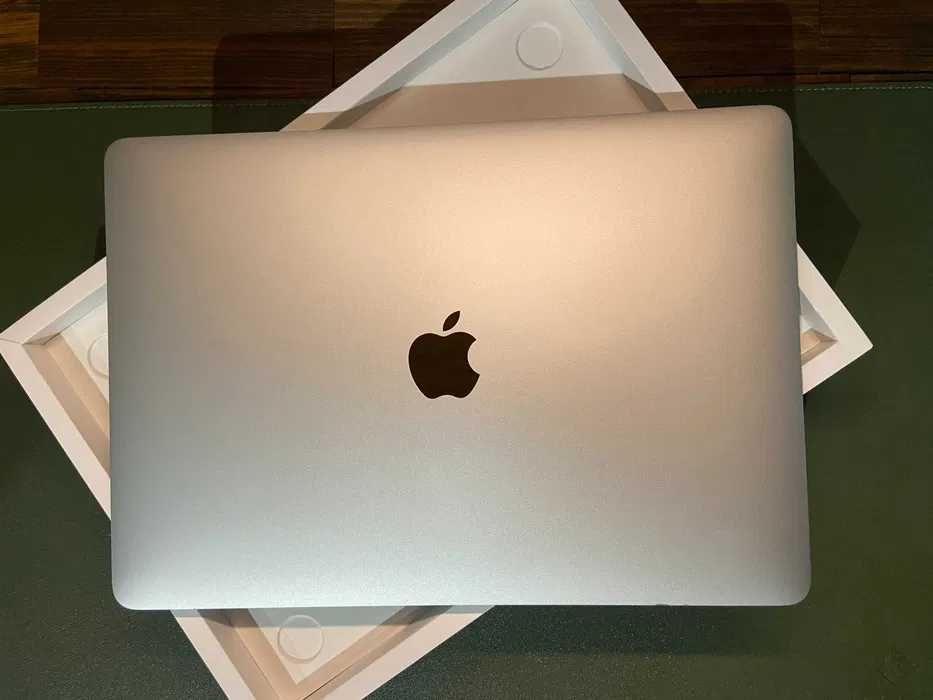 Macbook Pro 13" 2020 Touch Bar Fatura Como NOVO