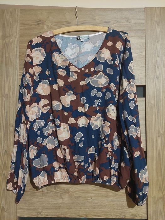Bluzka damska  BLUE. Rozmiar 44