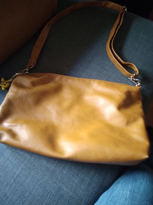 Mala nova com mala no interior mais pequeba