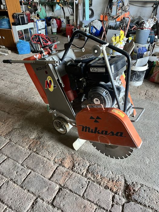 Maquina corte de betao como nova - venda/aluguer