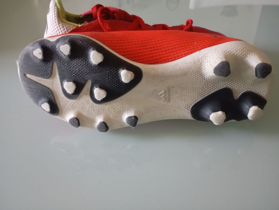 Chuteiras Adidas n.30