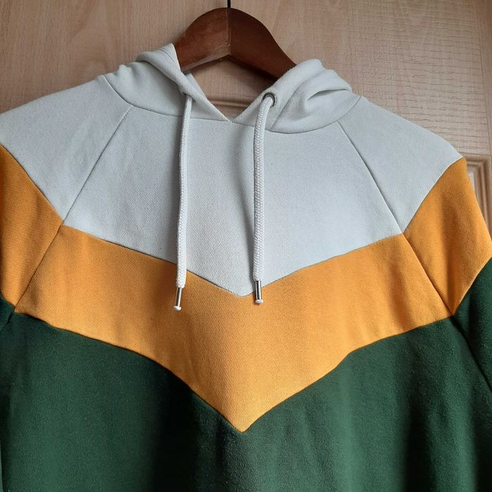 Bluza z kapturem biało-żółto-zielona