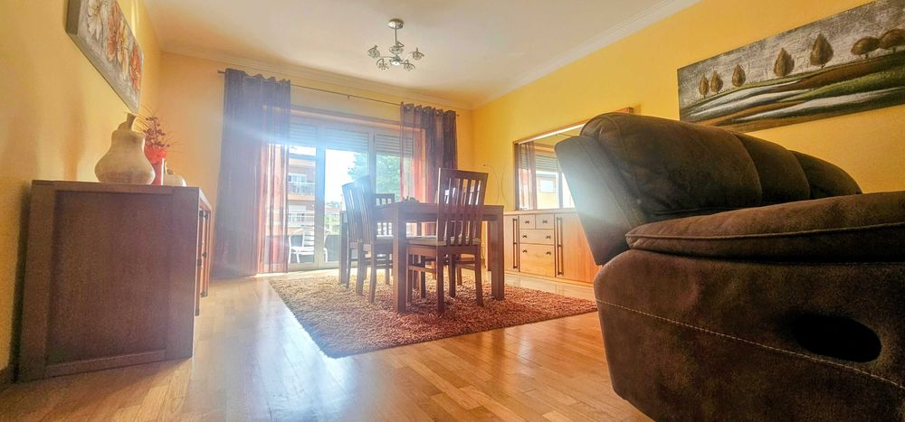 Oportunidade Única: Apartamento T4 Familiar com Áreas Generosas e Localização Premium!