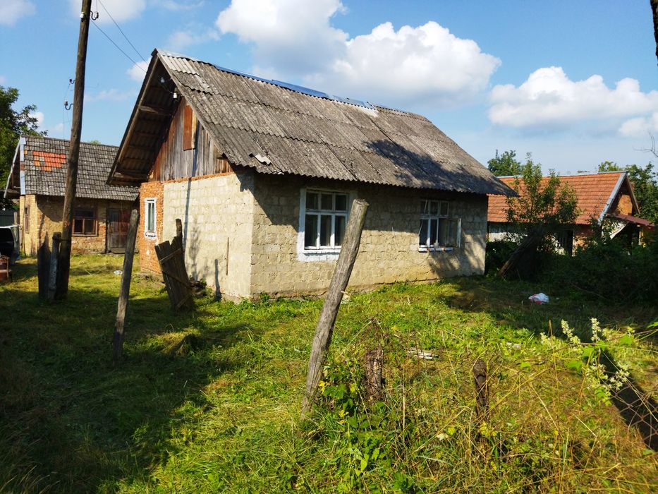 Продам будинок в селі Добрівляни Жидачівського району.