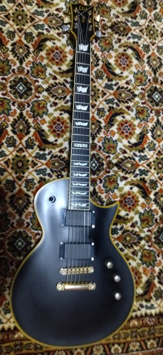 Guitarra ESP LTD EC-1000 VB EMG