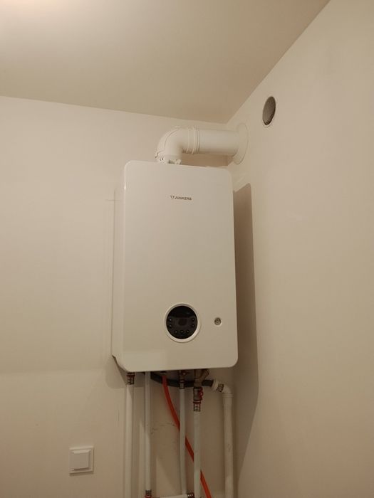 Gazownik , Hydraulik , spawacz , glazurnik.