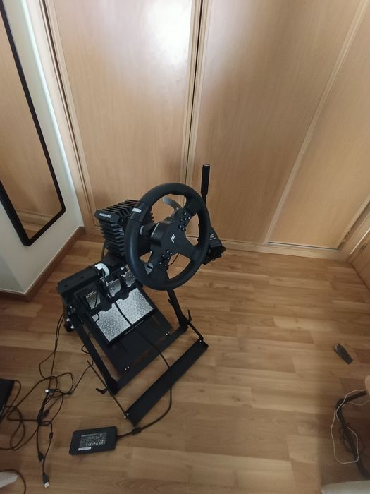 Vendo sim rig - Fanatec | Simagic | Thrustmaster