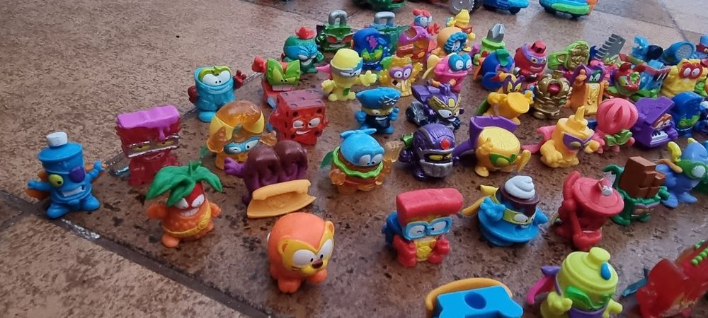 Super Zings figurki i pojazdy