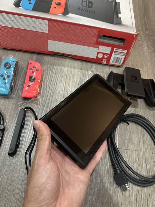 Nintendo Switch V1 Completa com Caixa – Excelente Estado