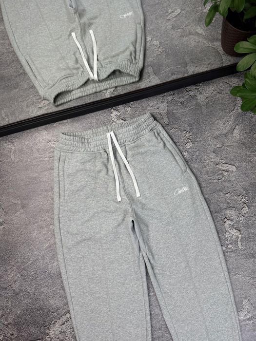 Спортивні штани Corteiz