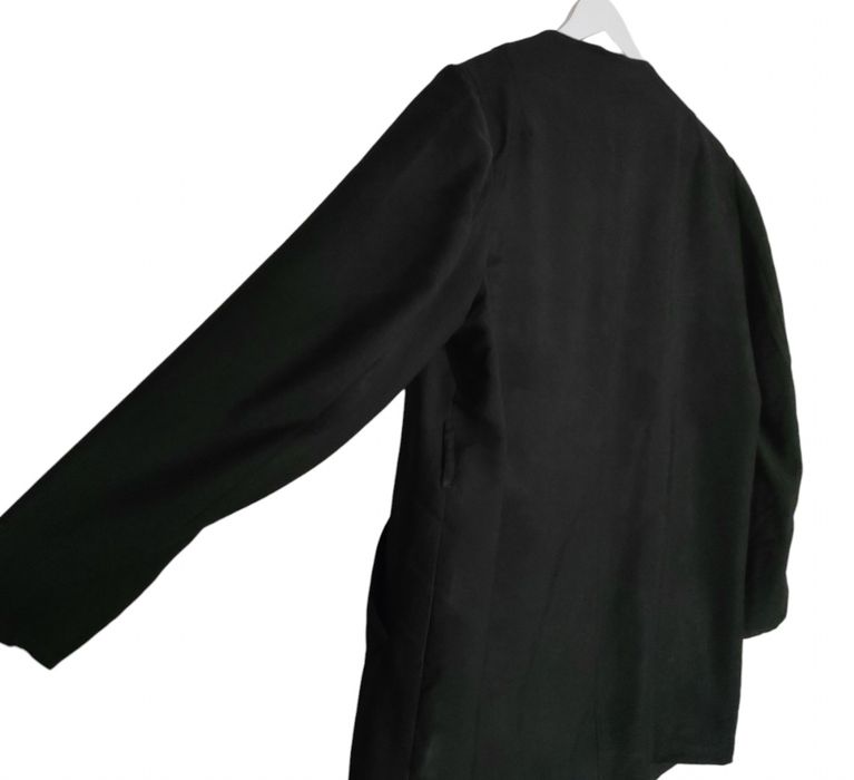 H&M bardzo ładny krótki płaszczyk M/L 93% wiskoza bardzo dobry stan