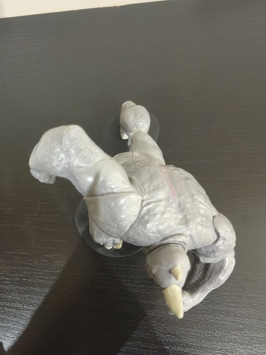 Rhino Marvel Spider Man figura com base para exposição