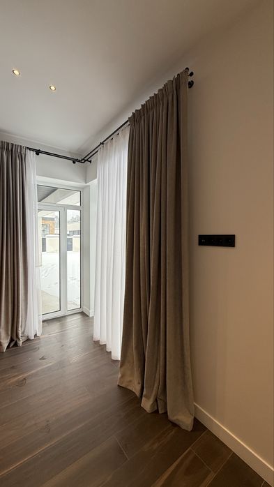 Одноповерховий будинок 175 м², 10 соток, комбіноване опалення. Ліс