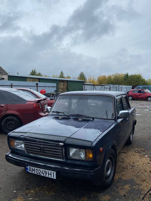В продажі ваз 2107 1,5 карб,1986 року