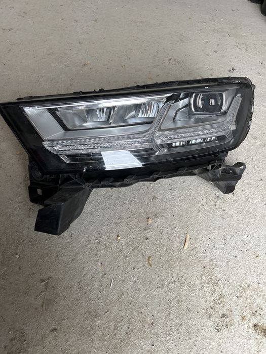 Audi q7 4m sq7 lampa full led LEWY reflektor