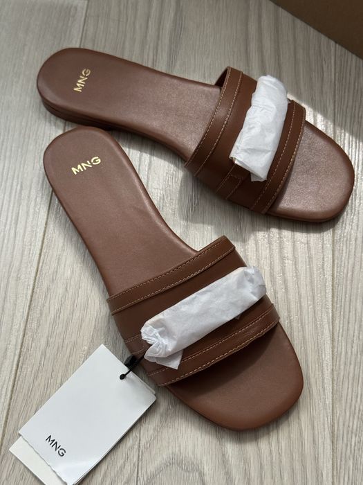 Шльопанці Mango
