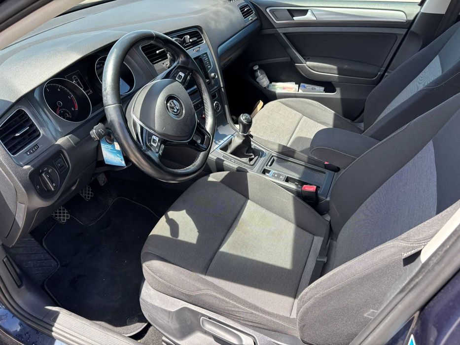 VW Golf Variant VII