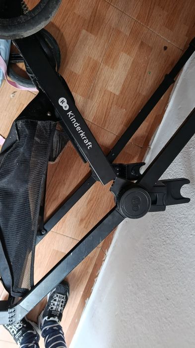 Vendo optimo carrinho de bebe estado novo 10€