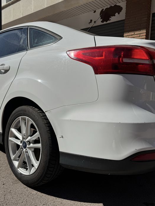 Ford focus 2015 se