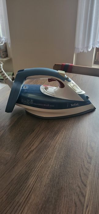 Żelazko Tefal      .