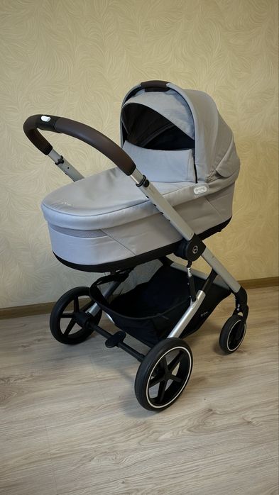 Коляска Cybex Balios S Lux 2025   3в1+ база